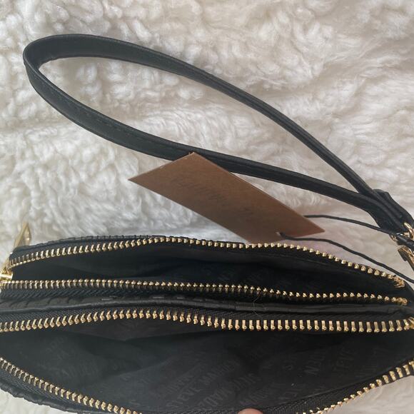 Steve Madden Wristlet Embossed Wallet Black Floral - Picture 5 of 8